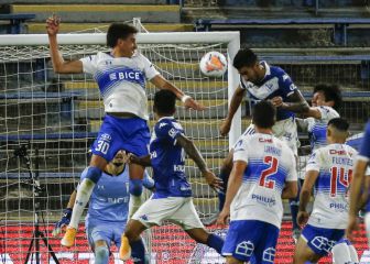 Los factores que condenaron a la UC ante Vélez Sarsfield