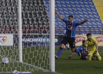 Huachipato aprovechó el error de Garcés para volver a ganar
