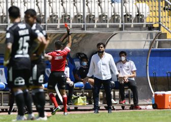 El obsceno gesto de Quinteros que significó su roja ante Antofagasta