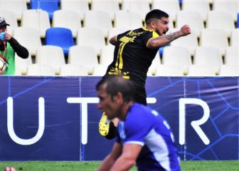 Fernández Vial ganó en la agonía y sueña con el título en Segunda División