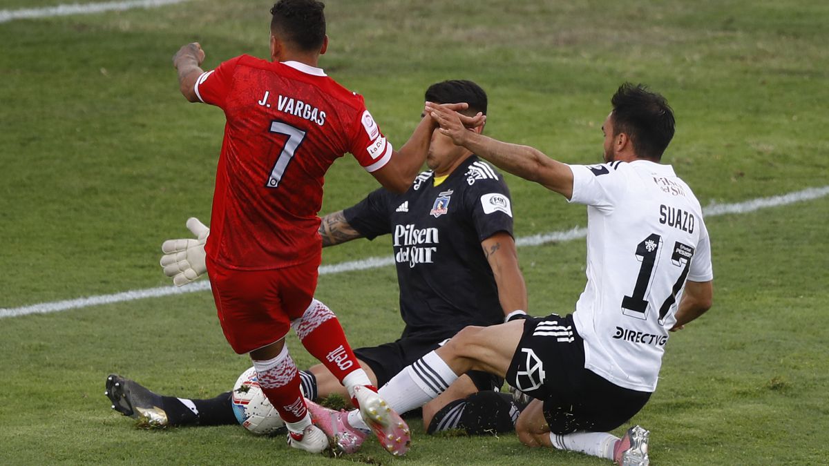 Colo Colo 2 Union La Calera 1 Cronica Goles Y Resultado As Chile