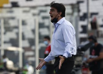 Gustavo Quinteros aclaró la ausencia de Esteban Paredes