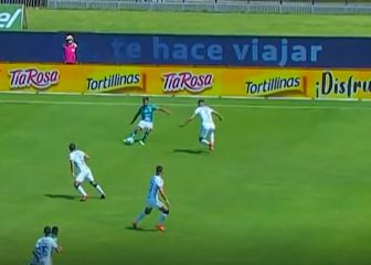 El genial pase gol 'a lo Valdivia' de Jean Meneses en México