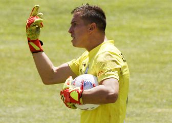 Antofagasta asegura a González ante interés de la UC