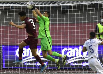 El preparador chileno de IDV elige al sucesor de Bravo y al arquero del futuro en la U