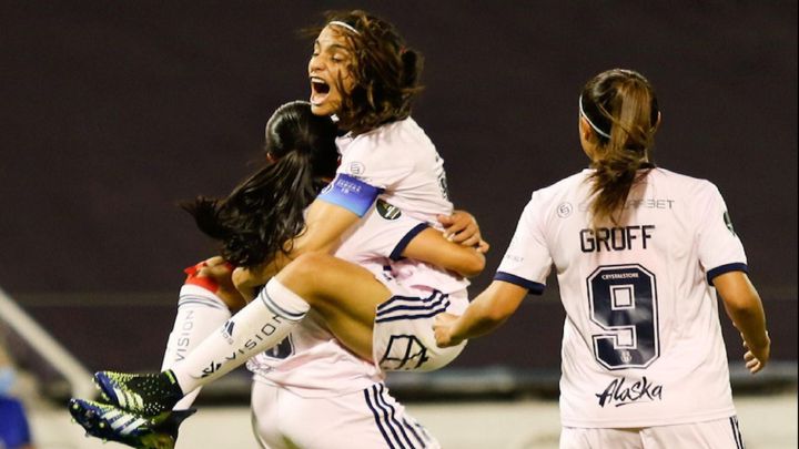 Las Leonas golean y avanzan a cuartos de Copa Libertadores