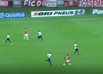 ¡Entre 3! El genial pase de Palacios en su debut con Inter