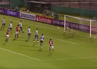 La notable atajada de Arias en empate de Racing y Rentistas
