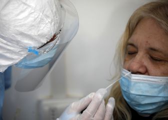 Curva y mapa de casos, contagios y muertes por región en Chile, hoy, viernes 23 de abril