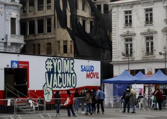 Curva y mapa de casos, contagios y muertes por región en Chile, hoy, domingo 25 de abril