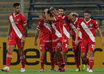 Los 2 goles que golpean a la UC en su noche más fatídica