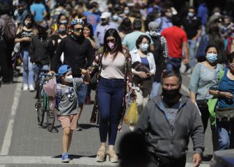 Curva y mapa de casos, contagios y muertes por región en Chile, hoy, martes 4 de mayo