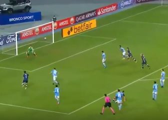 El gran desborde de Mena que abrió el triunfo de Racing