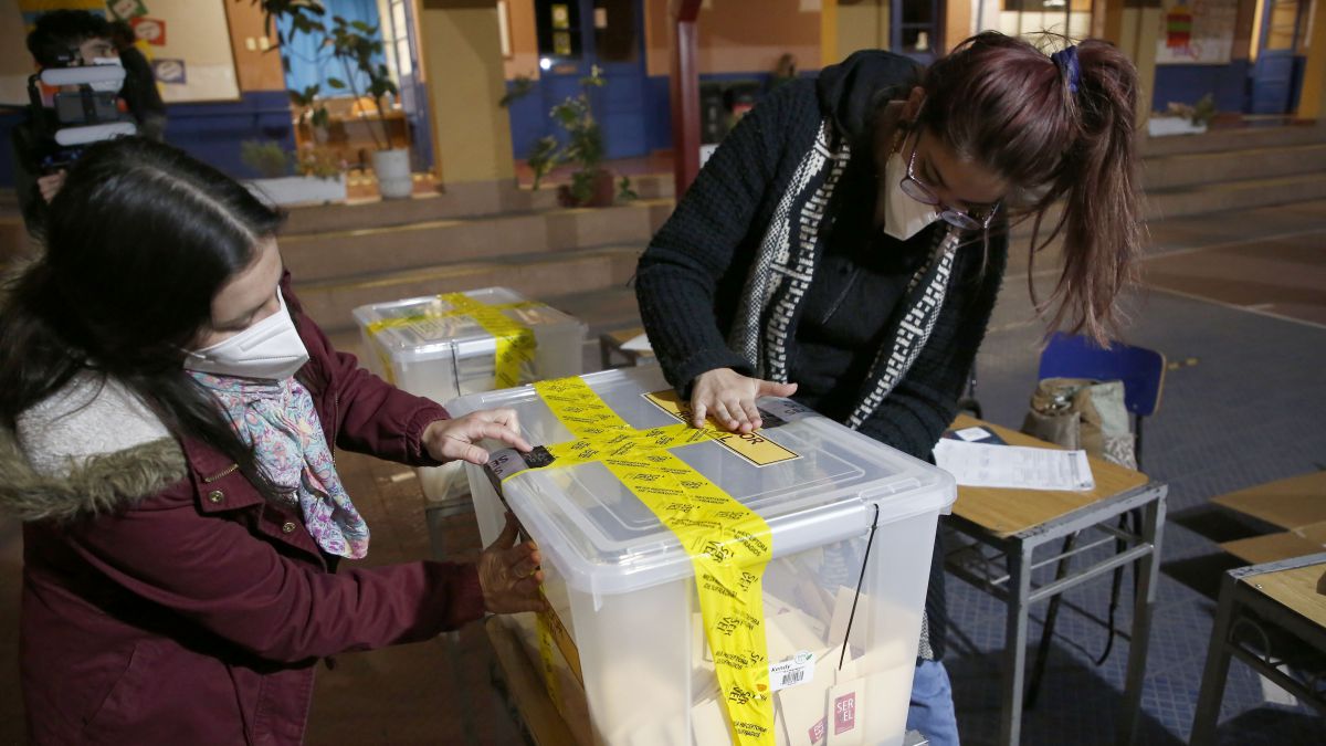 Elecciones Municipales en Chile 2021, en vivo hoy: horarios, votación y  candidatos | Servel - AS Chile