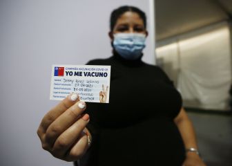 Pase de movilidad para vacunados en Chile: qué es y en qué se diferencia del carnet verde