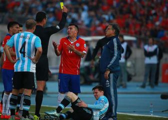 Arbitro de la histórica final de 2015 dirigirá el Argentina-Chile