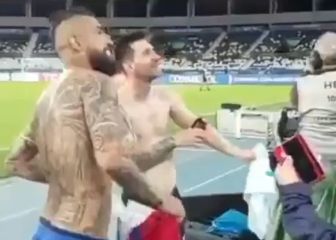 Vidal publicó el momento de su cálido encuentro con Messi