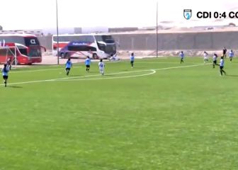¡De chilena! El increíble golazo de 'Cote' Urrutia para Colo Colo