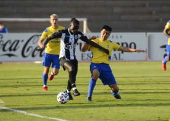 ¡Notable asistencia de Tomás Alarcón en su debut con Cádiz!