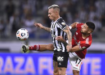 Vargas es protagonista ante Díaz y Mineiro avanza en Libertadores