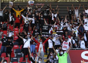 El lado B: cánticos a Quinteros y Barroso y la furia de Sensini