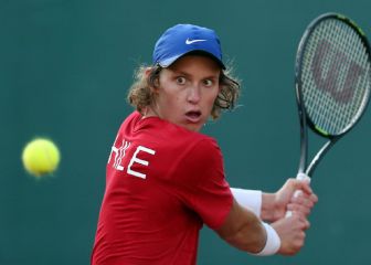 Chile - Eslovaquia de Copa Davis hoy: Jarry vs Gombos, resultado y resumen del partido (3-6, 7-6 y 3-6)