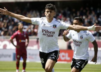 Colo Colo golea a La Serena y llega prendido al clásico