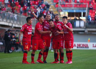 Everton iguala ante Ñublense y se afianza en zona de copas