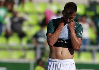 Wanderers lucha ante Palestino, pero no le alcanza