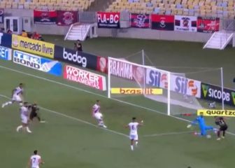 Isla se lució con esta tremenda asistencia en triunfo clave de Flamengo