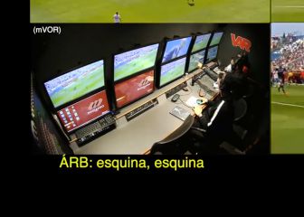 La felicitación que hubo en el VAR tras el no penal de la U