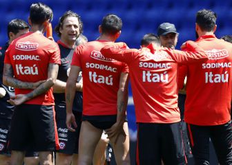 Herrera desclasifica dura pelea entre Pizzi y plantel de la Roja