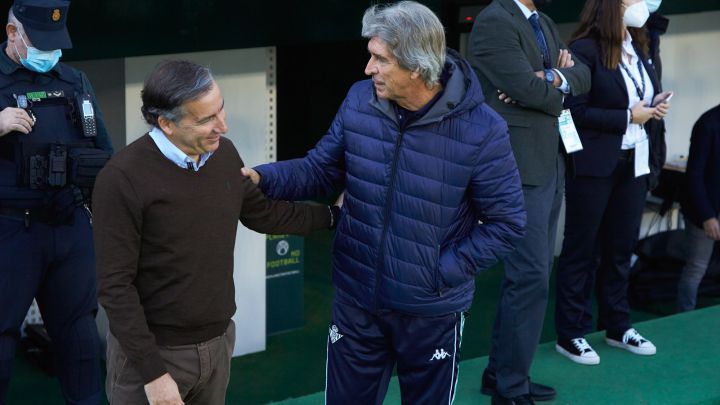"Nos gustaría...": Betis toma una decisión con Manuel Pellegrini