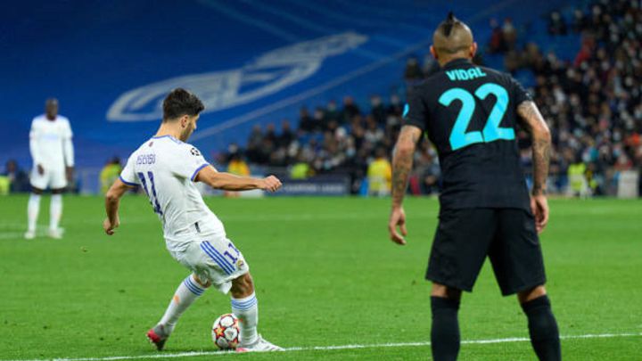 Alexis y Vidal no logran evitar la derrota del Inter en Madrid