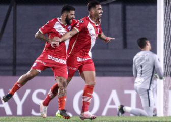 El golazo en Libertadores del '9' que está cerca de Colo Colo
