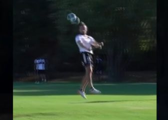 ¿Se quedará o se va? Santos anota dos goles en la práctica