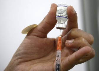 Vacunación Chile: cuándo recibirán la cuarta dosis el personal de salud y cómo pedir cita