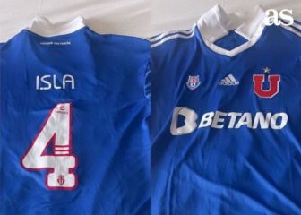 La U retorna a su tradición y conmemora un título especial con su nueva camiseta