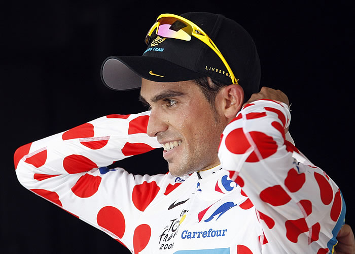 Contador: "El objetivo era distanciar a los rivales peligrosos en la general"
