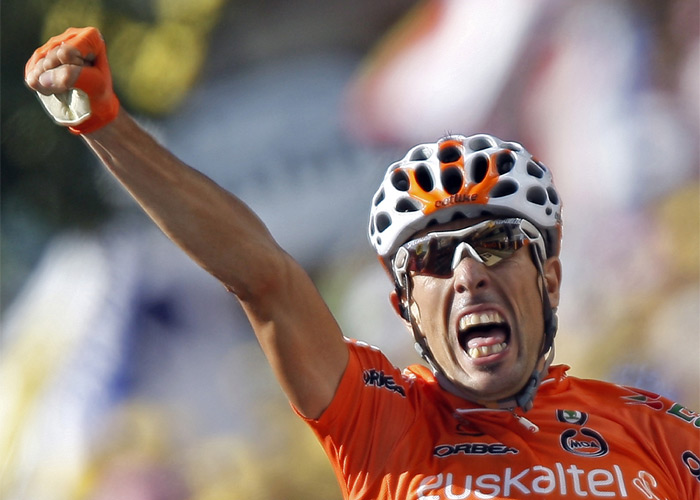 Astarloza gana la etapa y Contador sigue líder