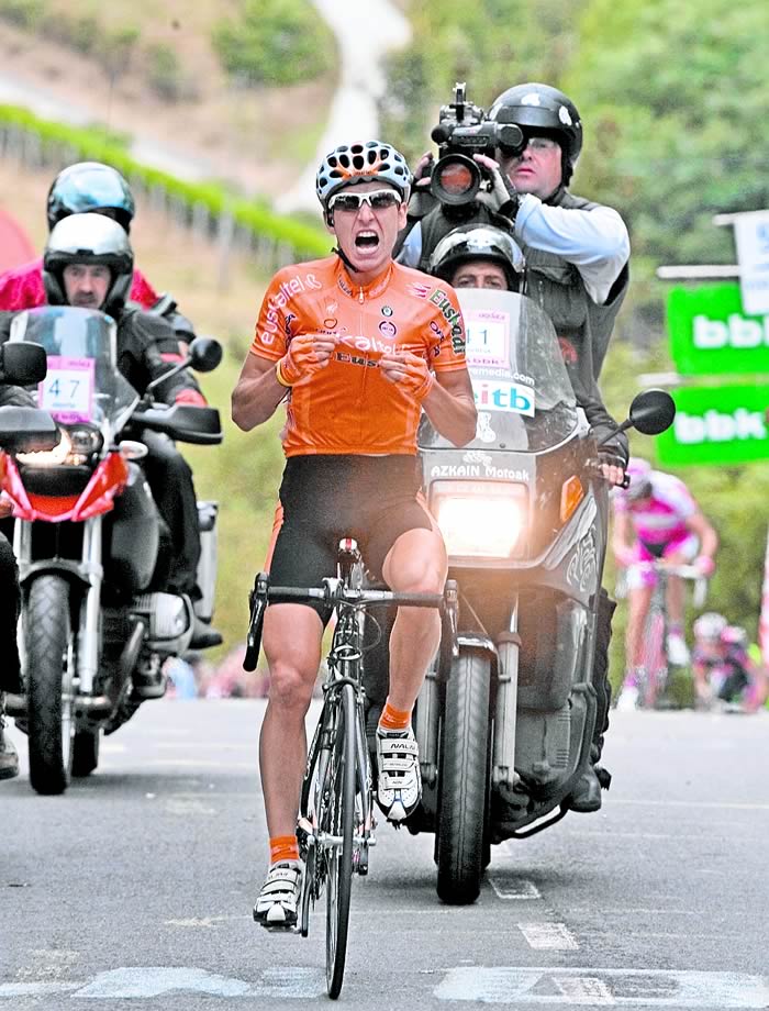Igor Antón anima al Euskaltel con su triunfo en Urkiola
