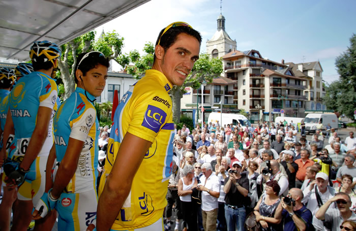 El ataque de Brajkovic no inmutó al líder Contador