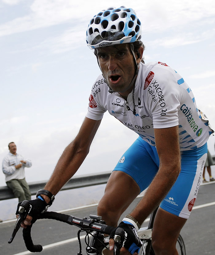 Álvaro Pino define el equipo para la Vuelta con cuatro debutantes