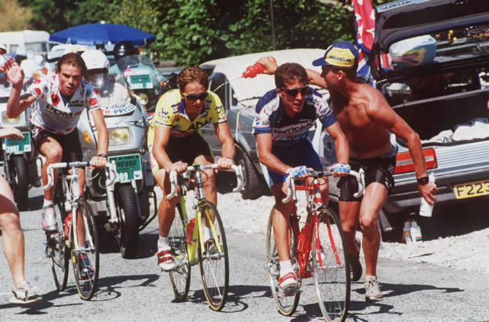 Pedro Delgado perdió el Tour de 1989 por una CRE