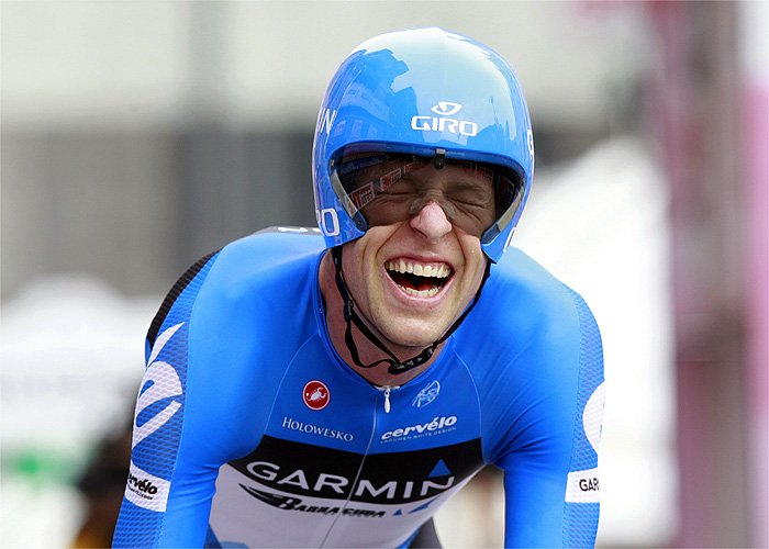 Hesjedal destroza a 'Purito' y gana el Giro de Italia