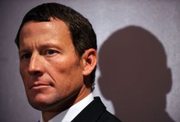 Armstrong se defenderá en los tribunales de una aseguradora