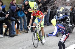 Alberto Contador somete a Froome con un ataque lejano
