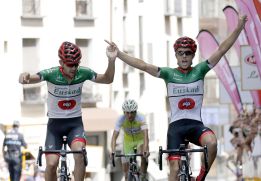 El Euskadi dinamitó la etapa y Mikel Aristi se llevó la general