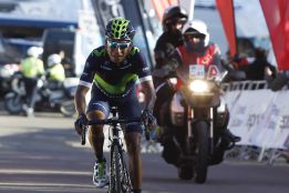 Nairo gana a Contador el pulso en Port Ainé y es nuevo líder