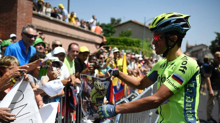 Contador: "Sentí el cariño de la afición y por eso sigo"
